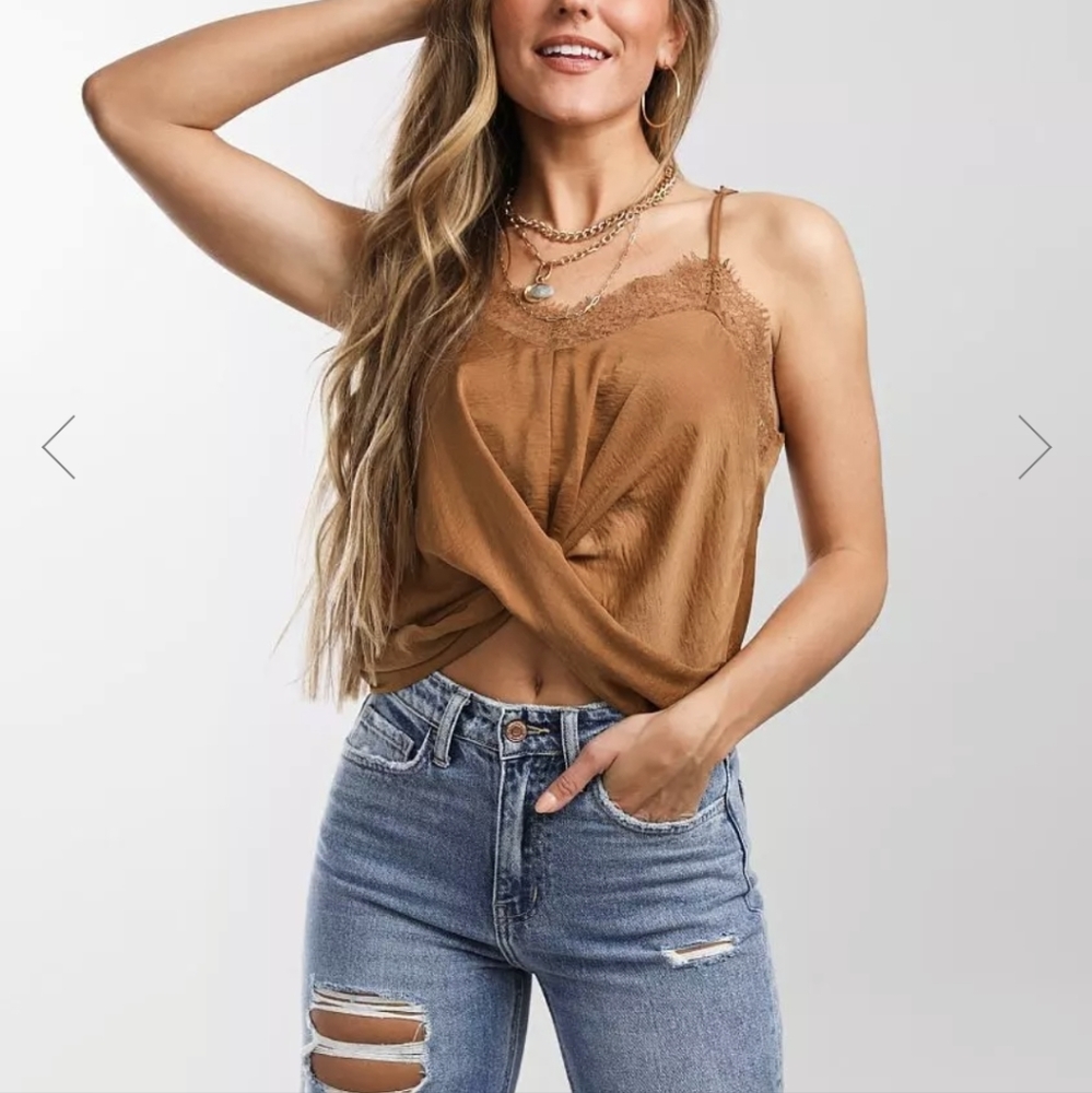 Lace trim tank